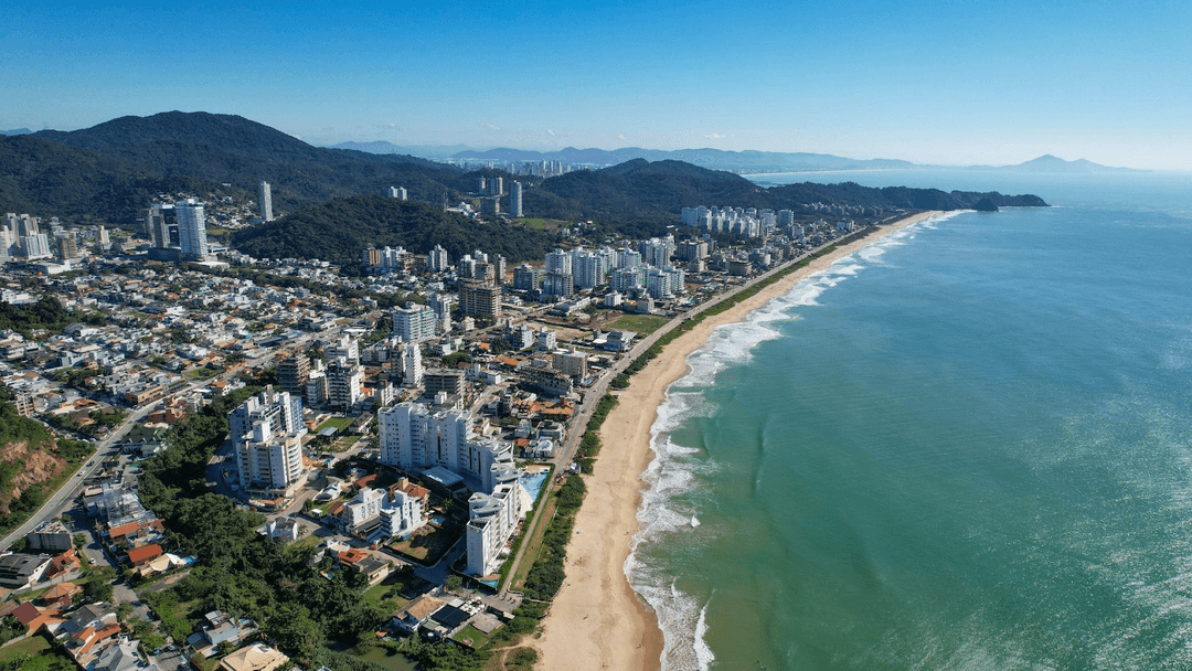 Praia Brava Itajaí: Lujo Costero y Potencial de Inversión